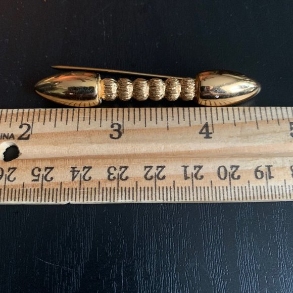 Monet Gold Bar Pin - Picture 5 of 6